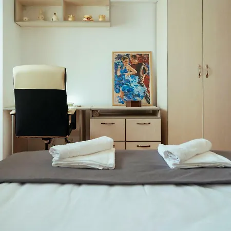 Cantemir Sunny Apartment