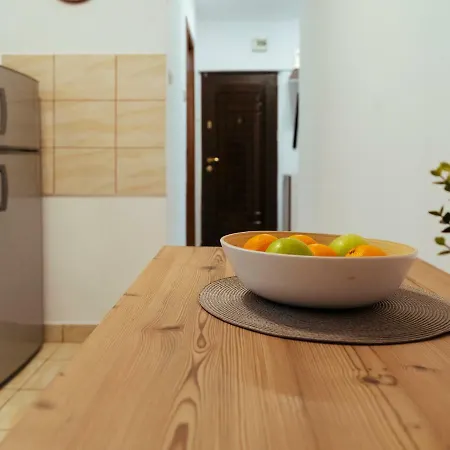 Cantemir Sunny Apartment Bucharest