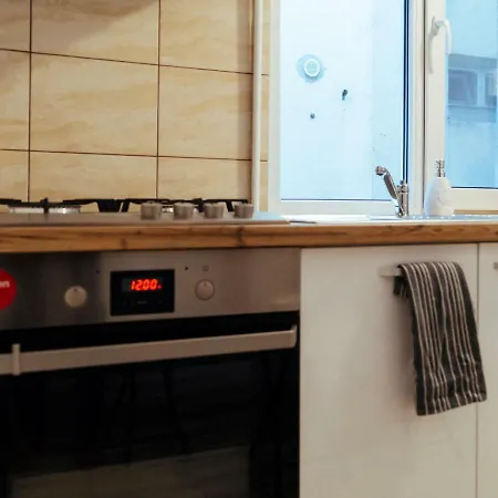 Cantemir Sunny Apartment *